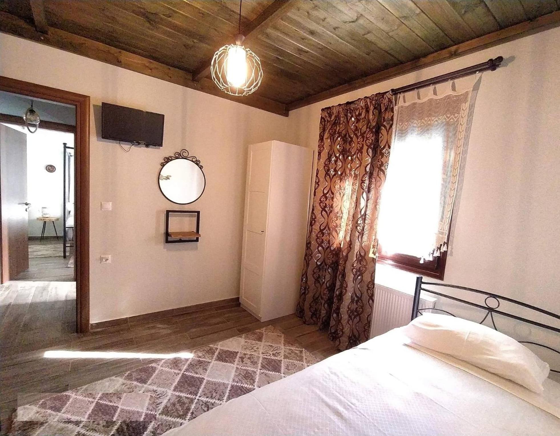 Rustic House דירה